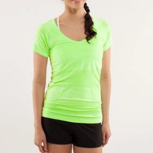 LIKE NEW Lululemon Swiftly Tech V-Neck Short-Sleeve, Neon Yellow/Green (Size 8)